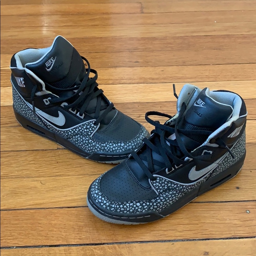 Nike air assault